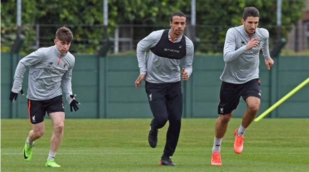 Chùm ảnh: Quyết hạ Burnley, sao Liverpool chăm chỉ luyện Rabona  - Bóng Đá