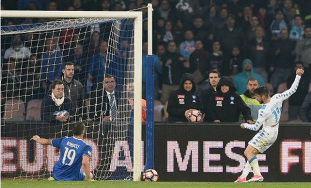 Juventus 'thót tim' giữ lại 1 điểm trước Napoli - Bóng Đá
