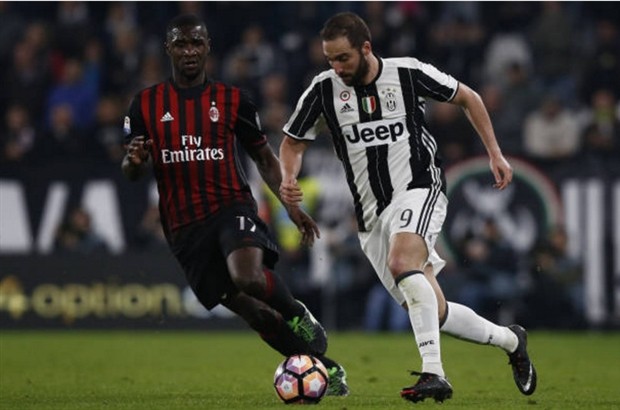 Chùm ảnh: Milan gục ngã trước Juventus ở phút phút 90+7 - Bóng Đá