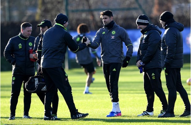 Hậu Scandal, Costa lại được Chelsea chào đón trên sân tập - Bóng Đá