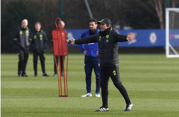 Được cho nghỉ phép, Luiz và Alonso vẫn hớn hở luyện tập cùng Chelsea - Bóng Đá