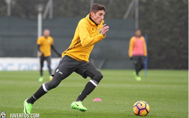 Bỏ chiến thuật, sao Juventus tập trung luyện đấu tay đôi - Bóng Đá