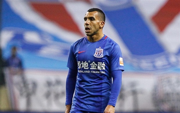 Đội bóng của Tevez bất ngờ bị cháy sân - Bóng Đá