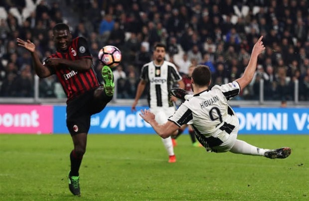 Chùm ảnh: Milan gục ngã trước Juventus ở phút phút 90+7 - Bóng Đá