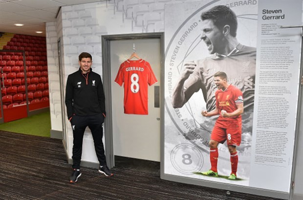 Chùm ảnh: Gerrad chính thức trở lại làm 'sếp' tại Liverpool - Bóng Đá