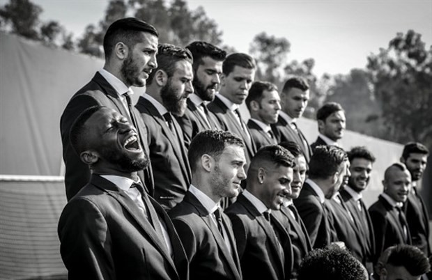 Chùm ảnh: Một loạt 'soái ca' xuất hiện trên sân tập của Roma - Bóng Đá