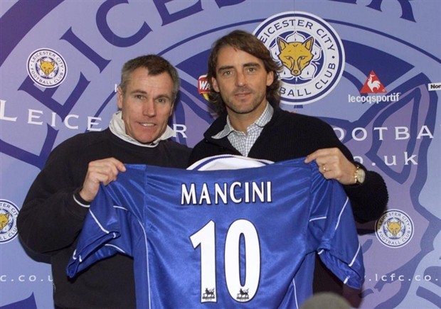 Chùm ảnh: Mancini khoe những bước nhảy điêu luyện ở tuổi 52  - Bóng Đá