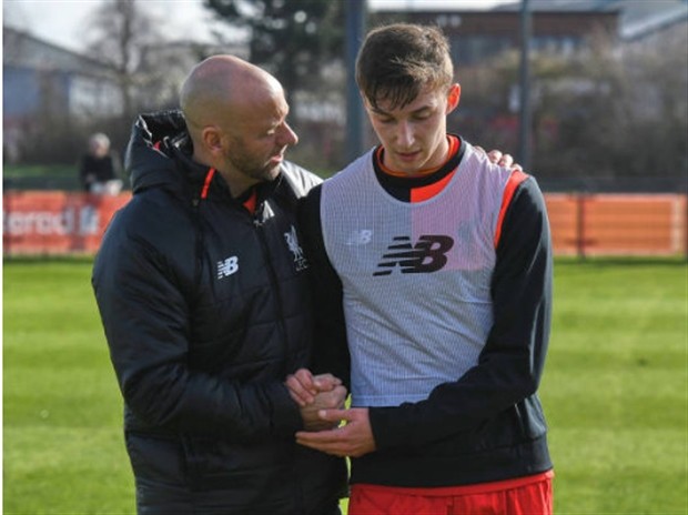 Gerrard đưa U18 Liverpool vào vòng Play-off giải trẻ NHA - Bóng Đá