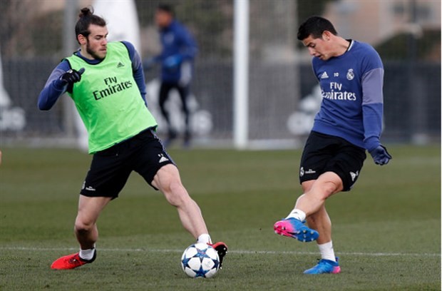 Ronaldo tập riêng, Bale chạy điên cuồng trên sân - Bóng Đá