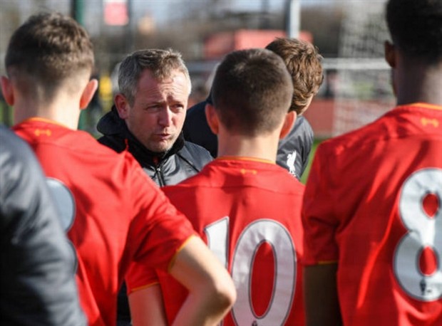 Gerrard đưa U18 Liverpool vào vòng Play-off giải trẻ NHA - Bóng Đá