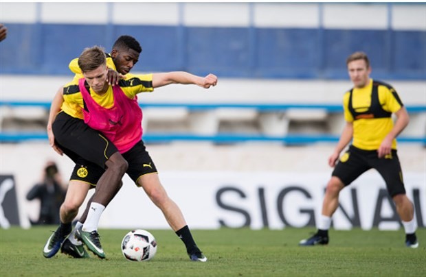 Cận cảnh một ngày 'cày' thể lực của Dortmund - Bóng Đá