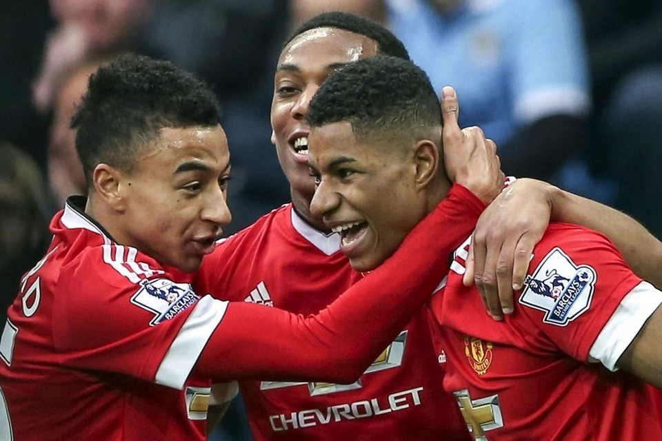2 cầu thủ Man Utd cần được thử nghiệm ở vị trí mới khi gặp Everton - Bóng Đá