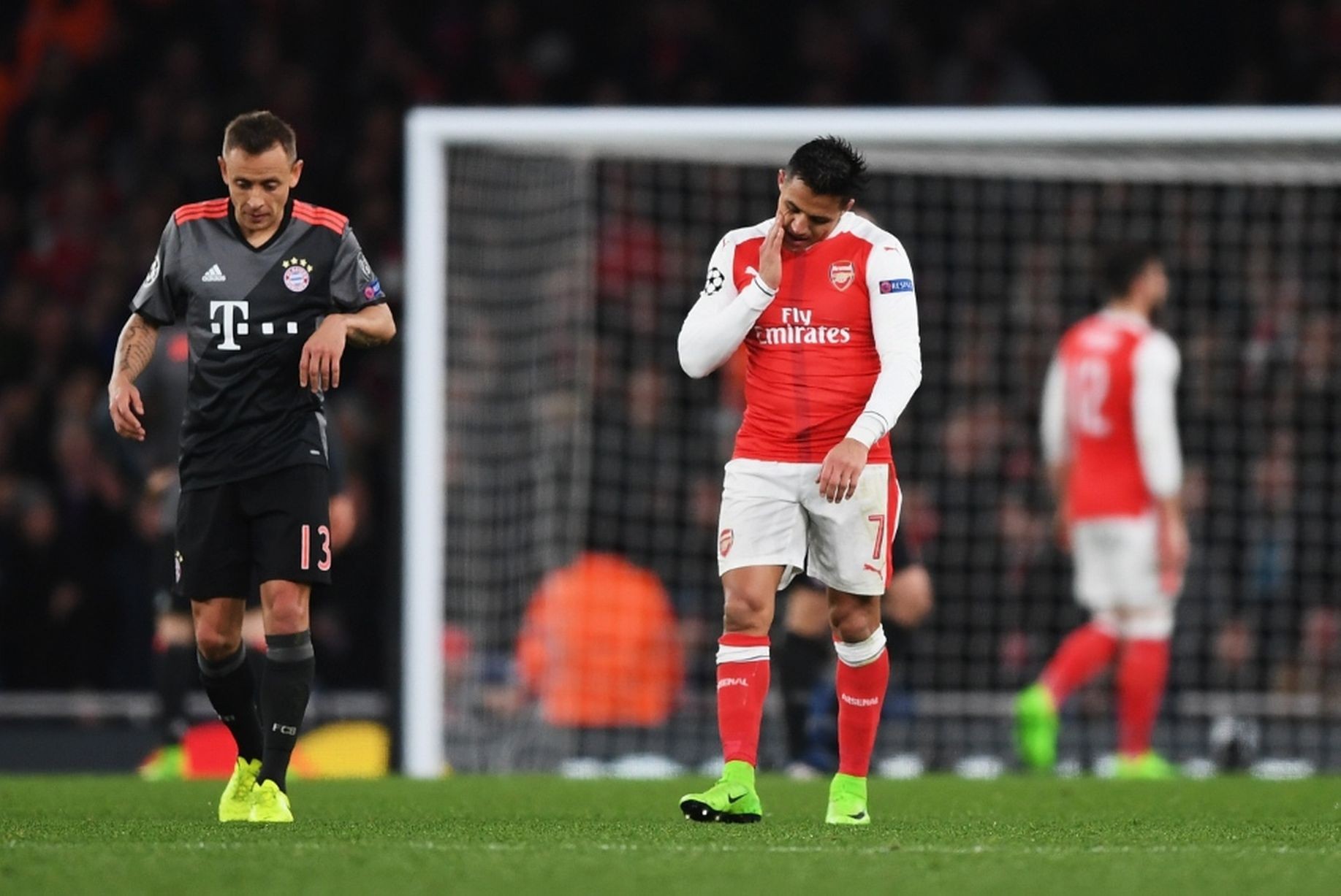 Arsenal lại 'đâm đầu' vào Bayern Munich - Bóng Đá