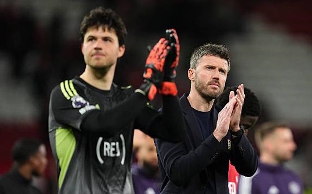 Đánh bại Liverpool sẽ giúp Manchester United khẳng định vị thế.