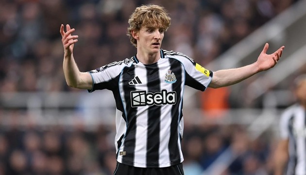 Bayern Munich quyết tâm sở hữu Anthony Gordon.
