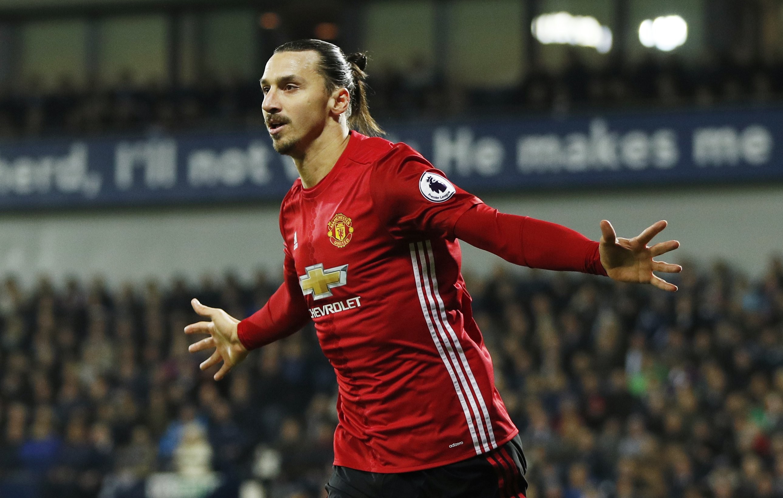 2016-12-17t174347z_124998227_mt1aci14706282_rtrmadp_3_soccer-england-wba-mun-0703