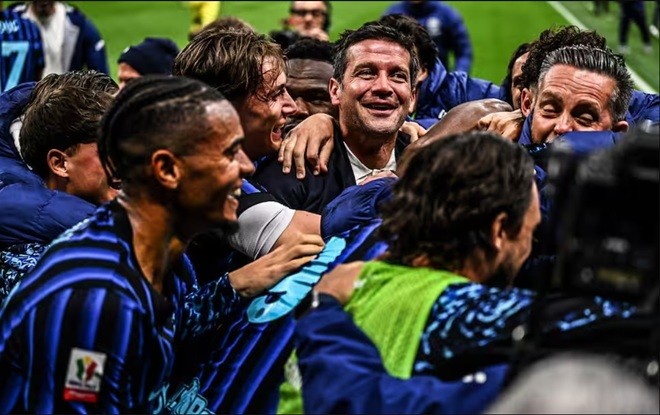 Chivu hứa hẹn sẽ còn gắn bó lâu dài với Inter.