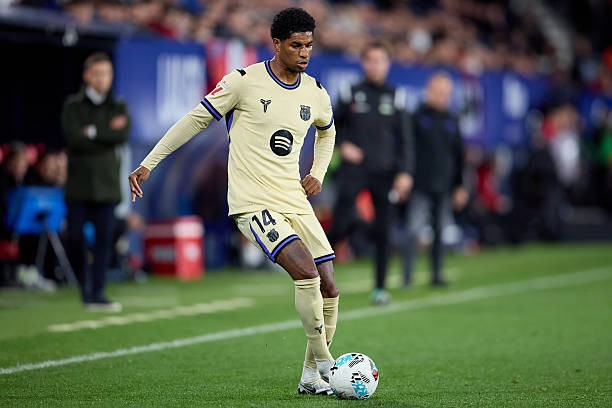 Rashford không có suất đá chính ở Barcelona. 
