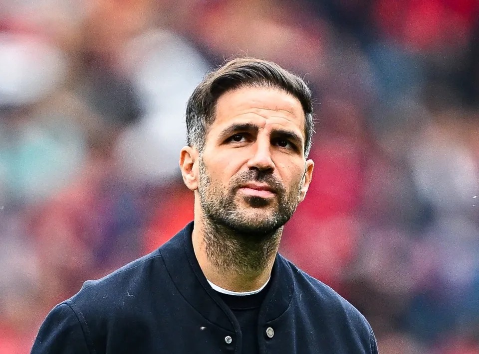Cesc Fabregas là một trong những ứng viên cho ghế nóng Chelsea mùa tới.