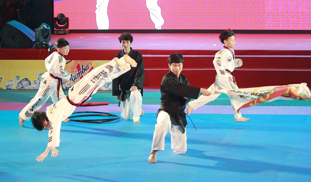 Bieu dien - thieu nhi Han