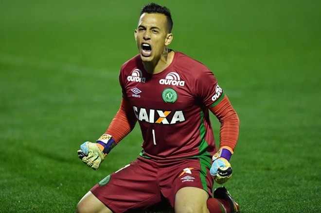 Danilo-Chapecoense-1