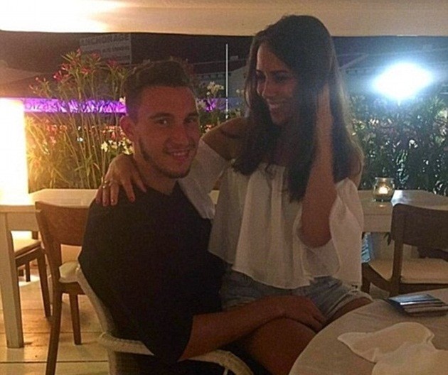 darmian-5