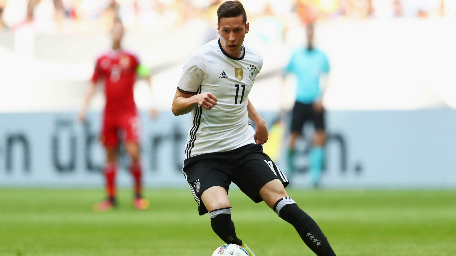julien-draxler-germany-hungary-international-friendlies-04062016_1brbzb91xitt1p39m6td6o1od