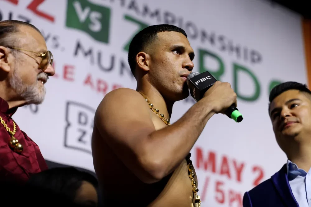 David Benavidez trả lời truyền thông tại Las Vegas