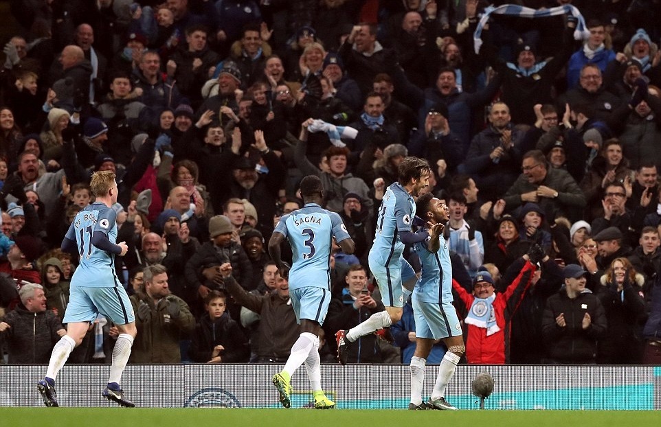 Man-City-2-1-Arsenal-15