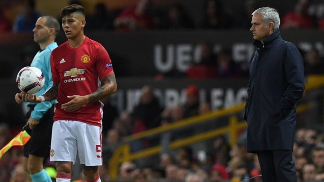 Marcos-Rojo-MU-3
