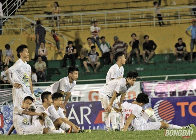 V-League-HAGL-1