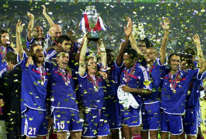 Pháp vô địch EURO 2000 nhờ màn ngược dòng kinh điển. Ảnh: Internet.