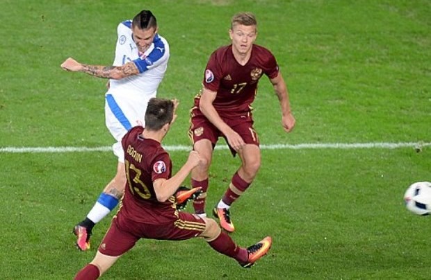 Hamsik đã có 45 phút tuyệt vời. Ảnh: Internet.