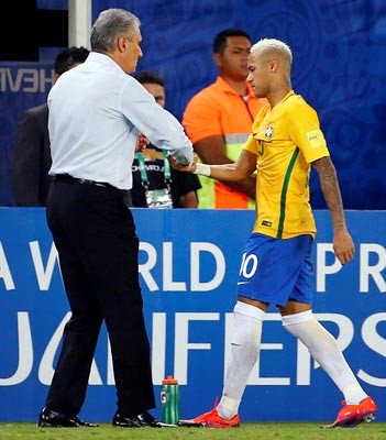 15-chot-hlv-tite-vs-neymar-1
