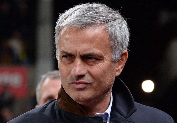 Mourinho sẽ giữ Fellaini ở lại M.U. Ảnh: Internet.