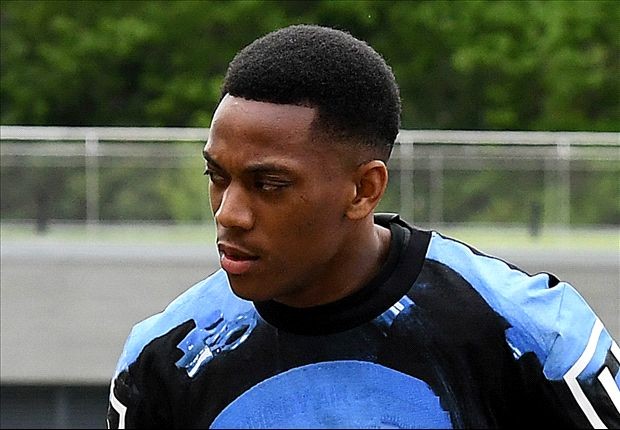Anthony Martial nóng lòng sát cánh cùng Ibrahimovic. Ảnh: Internet.