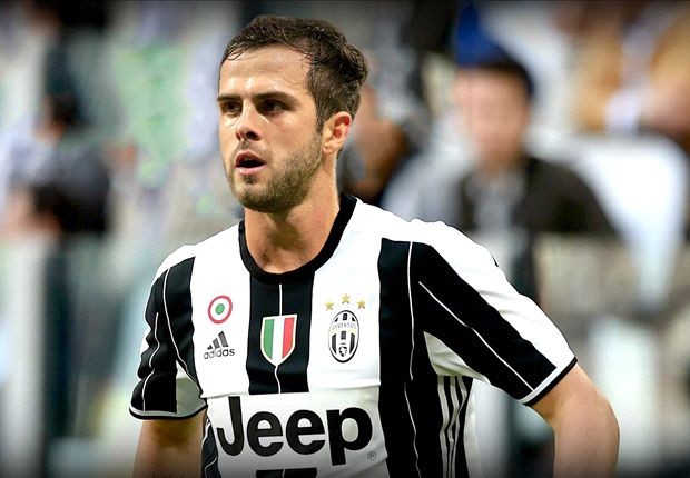 Juventus chính thức đón Pjanic. Ảnh: Internet.