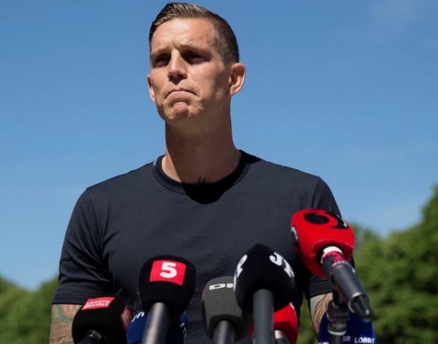 Agger rời Liverpool là vì HLV Rodgers. Ảnh: Internet.