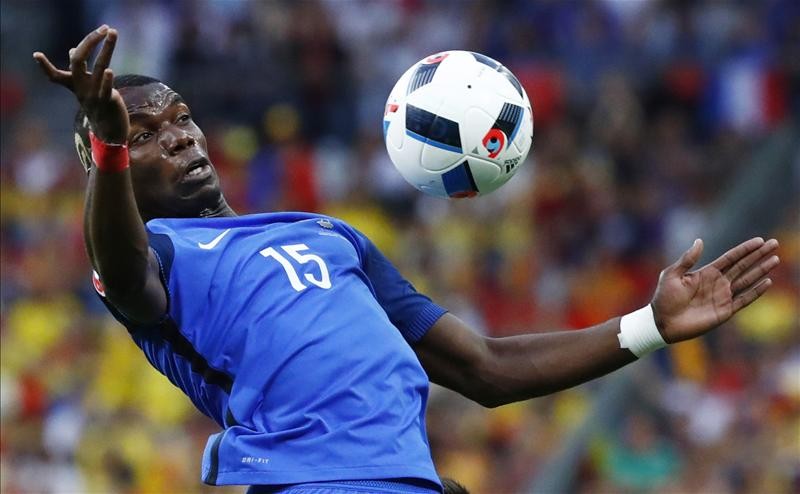 Paul Pogba (7/10) - Vẫn chưa có dấu ấn nào được cụ thể hóa thành lợi thế cho đội bóng, tuy nhiên Pogba đã chơi tốt và được rút ra nghỉ. Ảnh: Internet.