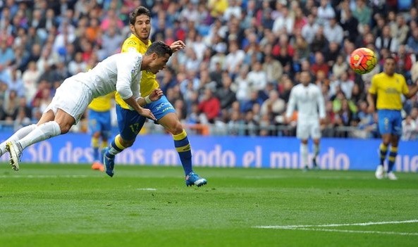 _86427069_ronaldoheader_g