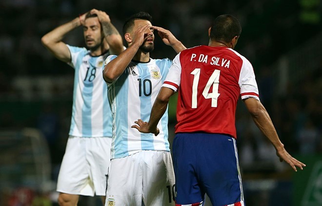Aguero-len-tuyen-Messi-3