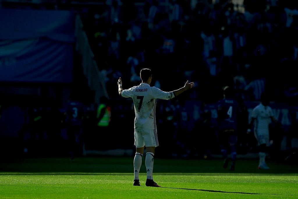 Alaves-1-4-Real-Madrid-12