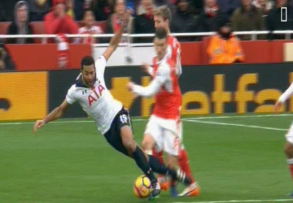 Arsenal-1-1-Tottenham-14