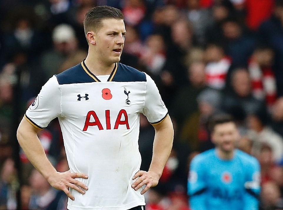 Arsenal-1-1-Tottenham-19