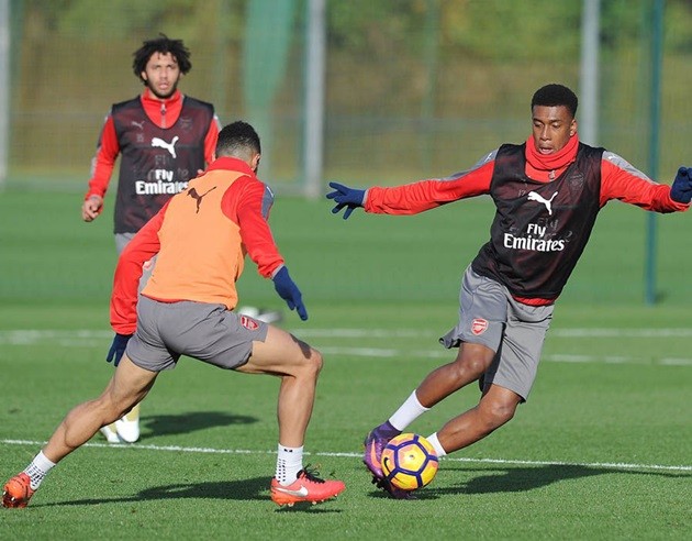 arsenal-12-2334
