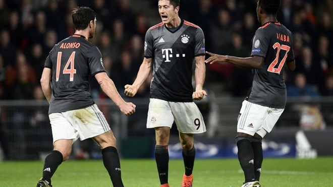 Bayern-Eindhoven-3