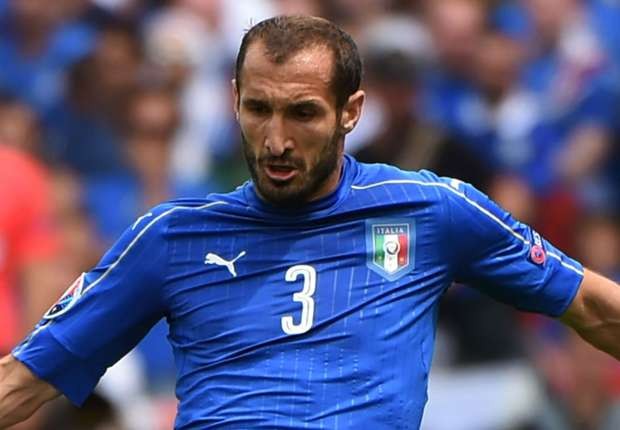 chiellini-chan-thuong