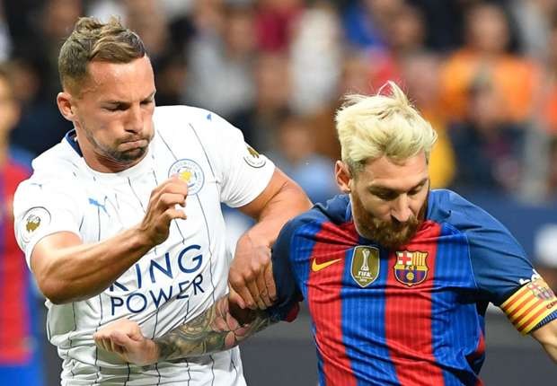 danny-drinkwater-lionel-messi-leicester-vs-barcelona_rfhg9u44wefd1usrjmo393j1r