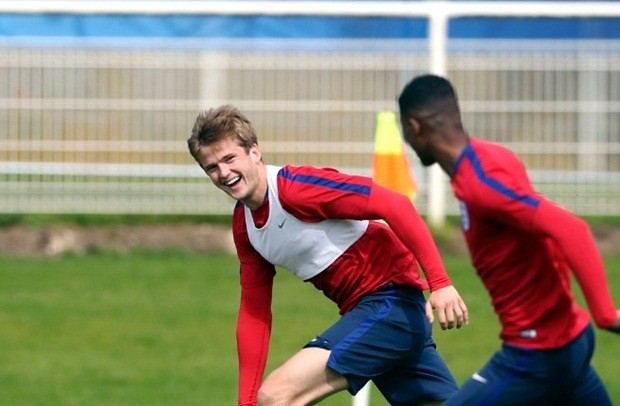 Eric Dier đang được đặt rất nhiều kỳ vọng. Ảnh: Internet.
