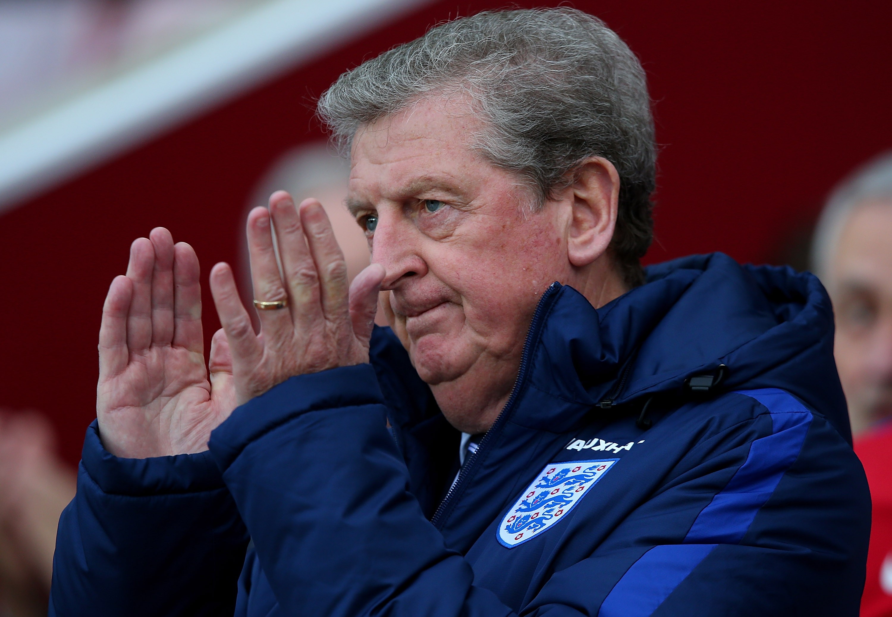 HLV Roy Hodgson chịu nhiều áp lực với danh sách tuyển thủ chính thức ở VCK EURO 2016. Ảnh: Internet.